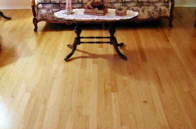 Select and better oak hardwood